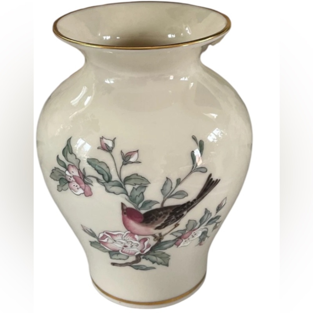Lenox Vintage Serenade Vase Hand Decorated Medium 24K Gold Trim 6”